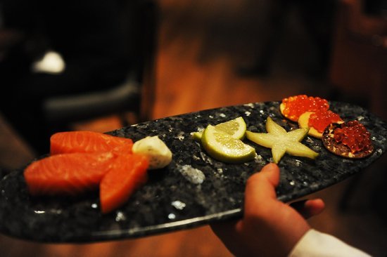 مطعم Salmontini