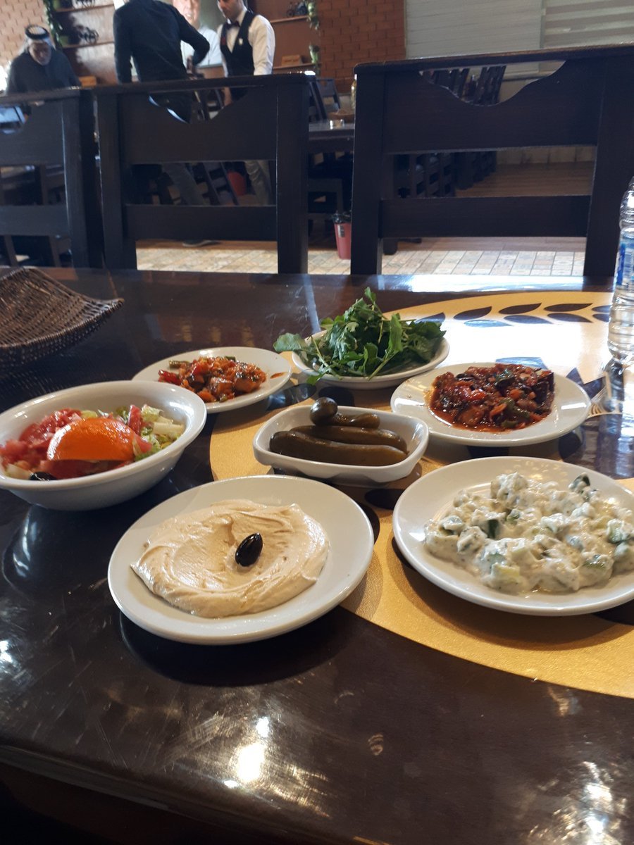 مطعم زرزور (الأسعار + المنيو + الموقع )