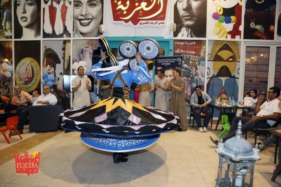 مطعم و مقهى العزبة (الأسعار + المنيو + الموقع )