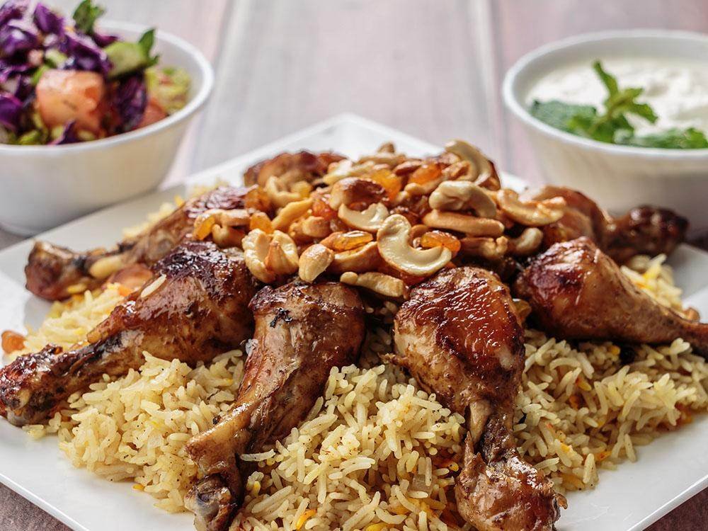 مطاعم خليجية في دبي ( الأسعار+ المنيو+ الموقع)