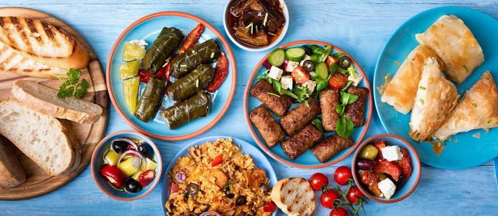 مطاعم يونانية في دبي ( الأسعار+ المنيو+ الموقع)