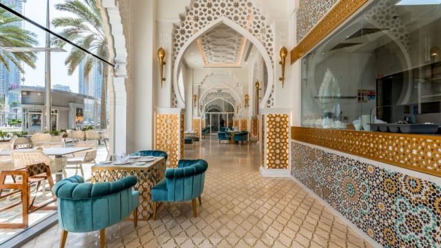 مطعم باب المنصور Bab Al Mansour (الأسعار + المنيو + الموقع )