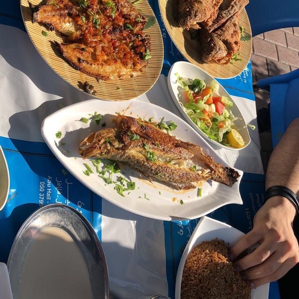 مطعم العمدة