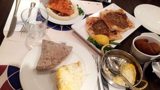 أفضل مطاعم أبراج الإمارات دبيi