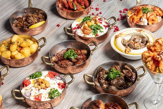 مطعم عيوش