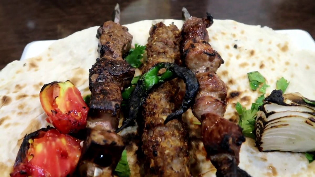 مطعم زرزور