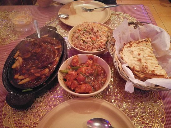 مطعم الكوخ الصغير