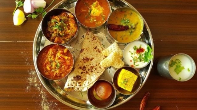 مطعم سواديس النباتي (الأسعار + المنيو + الموقع )