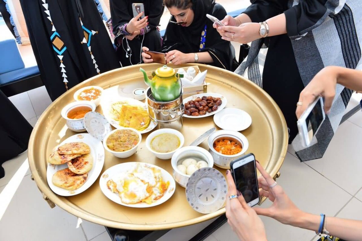 مطعم زمان اول
