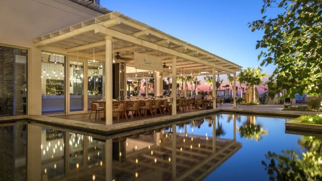 مطعم كوف بيتش  Cove Beach Caesars Palace (الأسعار + المنيو + الموقع )