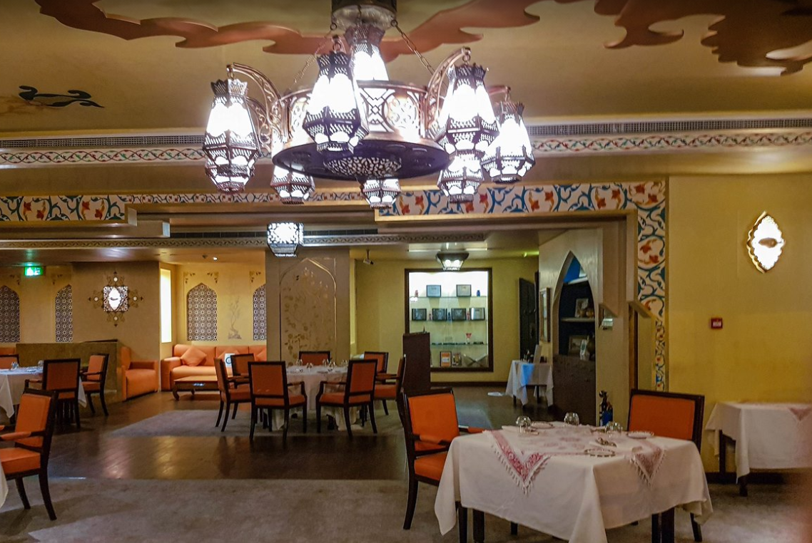 رقم مطعم شبستان