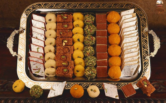 مطعم بورن مل