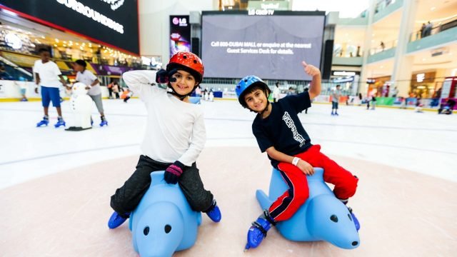 مطاعم قريبة من حلبة دبي للتزلج ( الأسعار + المنيو + الموقع )