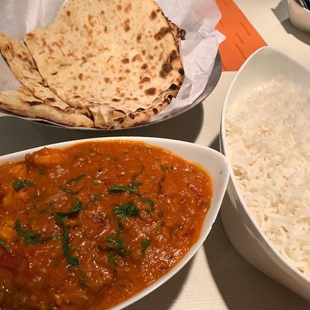 مطعم موتي محل