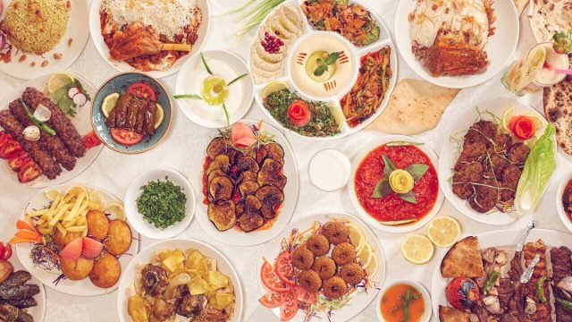 افضل مطاعم شارع الرقة دبي (الأسعار+ المنيو+ الموقع)