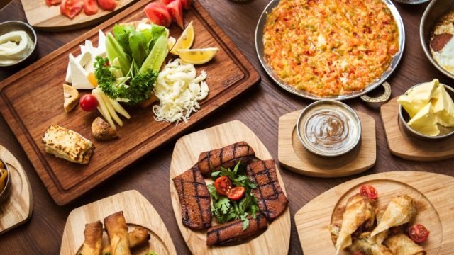 مطاعم شارع الوصل دبي (الأسعار+ المنيو+ الموقع)