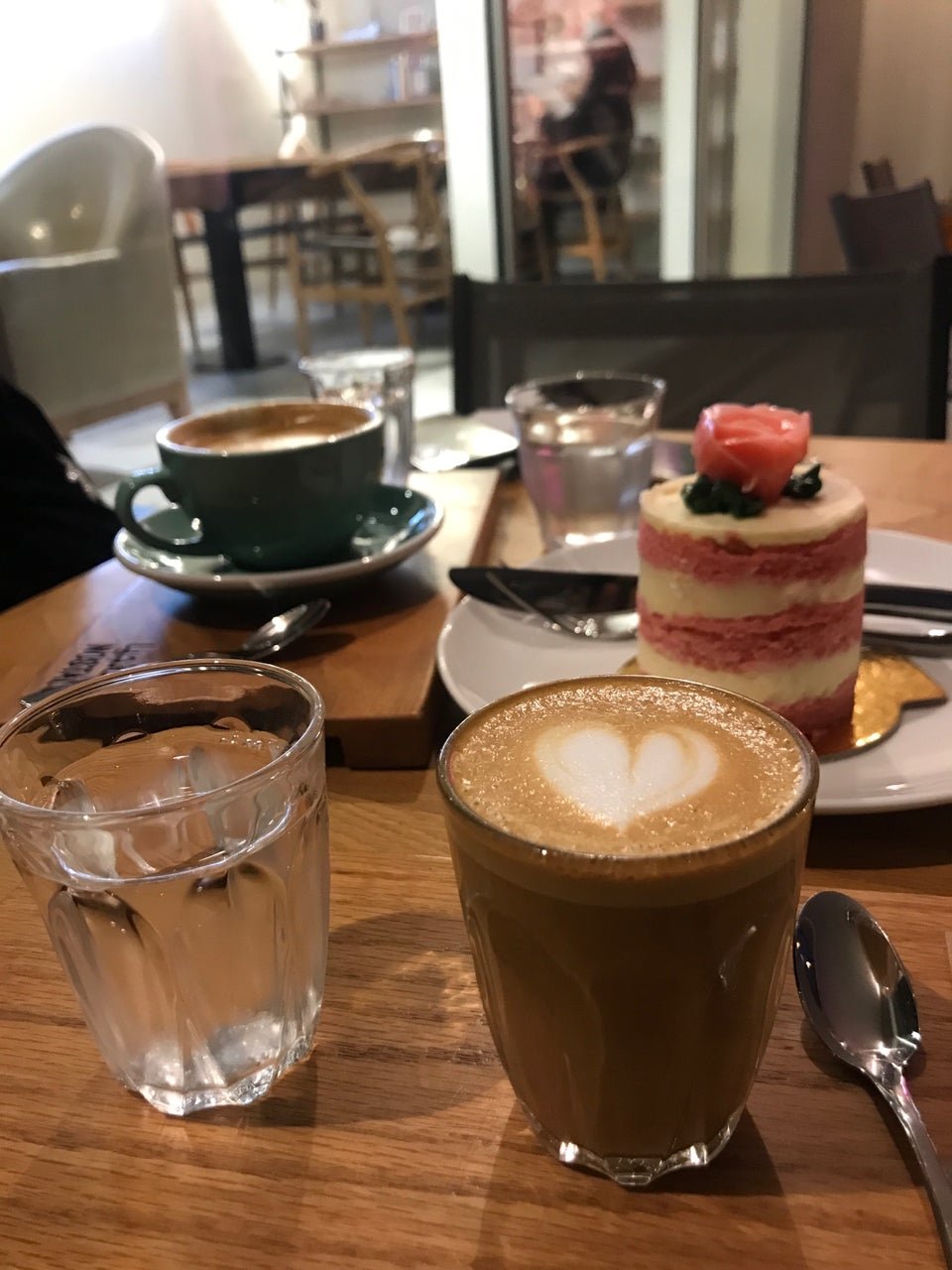 كافيهات دبي