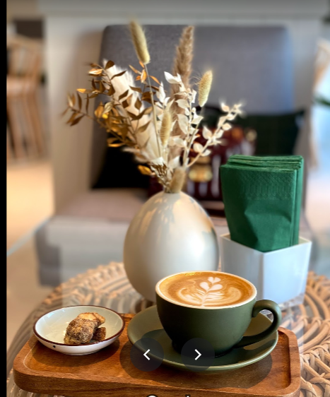 Yours cafe دبي