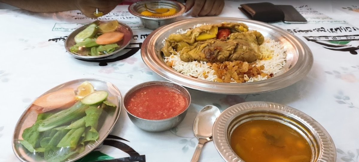 مطعم ربيع الامارات