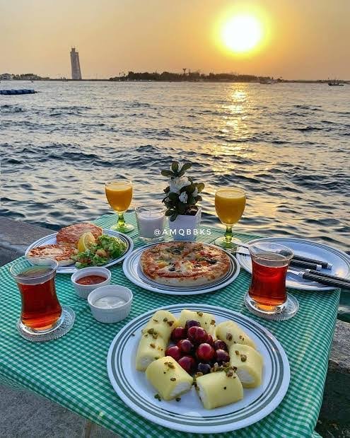 افضل كافيه في دبي مطل علي البحر