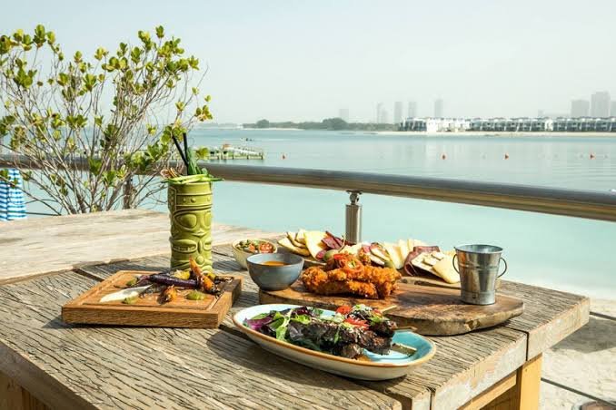 مطاعم على البحر في دبي افضل 10 مطاعم