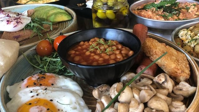 مطعم ايفيكانا دبي (الأسعار + المنيو + الموقع )