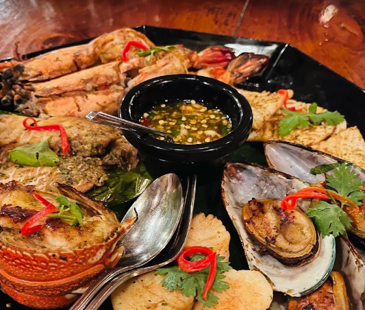 مطعم Sukhothai التايلندي 