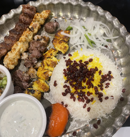 مطعم باك أعظم دبي