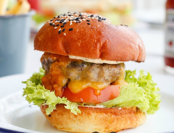 مطعم Circle Cafe (DIFC) دبي (الاسعار + المنيو + الموقع)