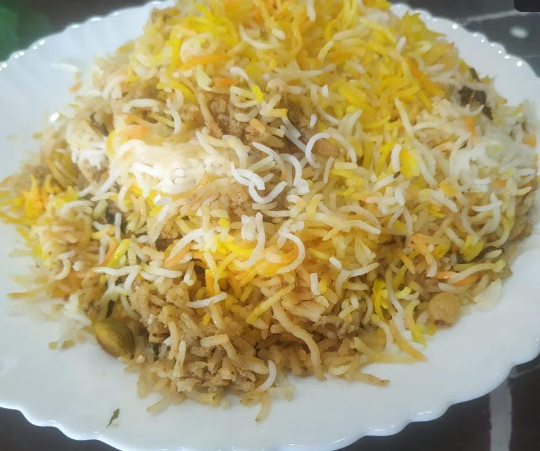 مطعم الاسطورة الواحيده