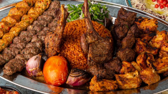مطعم أوميجريل الشارقة  (الاسعار + المنيو + الموقع)