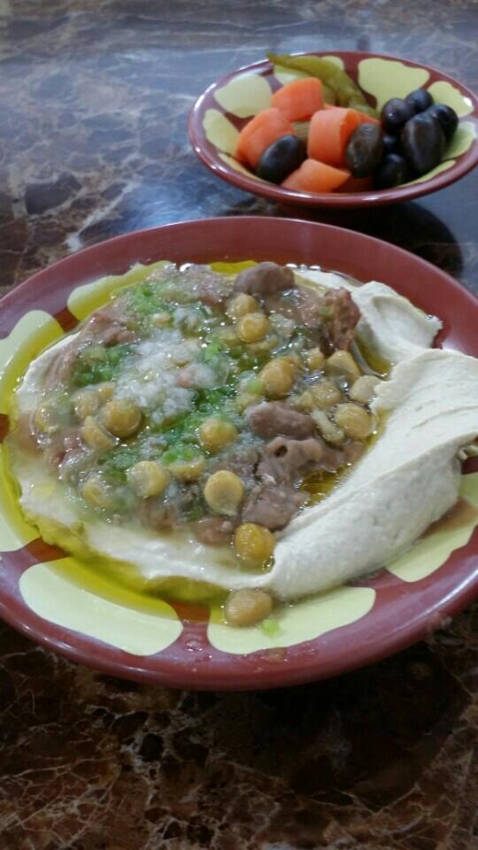 مطعم فول و حمص