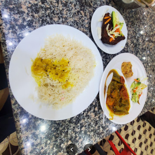 مطعم شاهينور دبي
